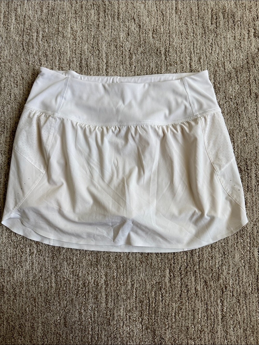 Athleta Run With It Skort Size S White